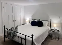 House On Market Hotels in Union County