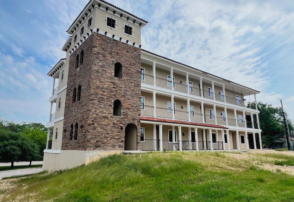 hotel overview picture