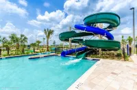 private pool/communal pool/games room/themed bedrooms - Huvilat