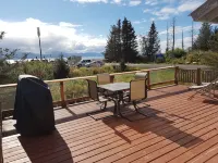 Bungalow by Bishop's Beach! Great Beach access, Wonderful View, Family Friendly