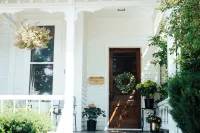 LUX Uptown Escape - The Trester