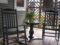 Elegant private suite located downtown historical Chickamauga, Ga