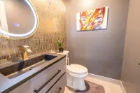 Renovated 5B4B Luxury home @Fremont with King Suite
