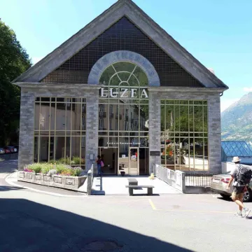 Appartement Hautes Pyrénées Luz St Sauveur - Près du Centre Ville Hotels in Esquièze-Sère