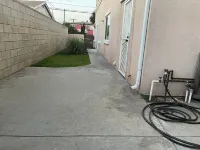 Convenient Located Warming Large 4 Bedroom 3 Bath Home Near DTLA over 2,100 SF Hotels in El Monte