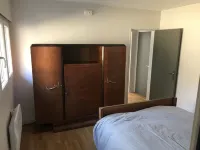 Luxury apartment with terrace on the shores of Lake Chambon overlooking Sancy Các khách sạn gần Le Pré Bas