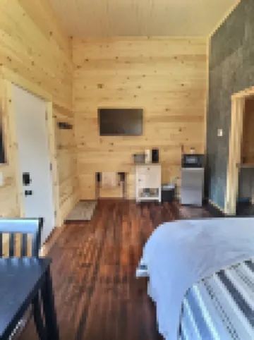 The perfect "Hideaway" from hectic everyday life in the heart of Buffalo County!