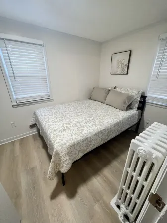 Falcon’s Corner Retreat; cozy ground floor apt