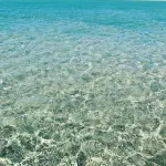 Two bedroom villa with private courtyard, a short walk to Manyana Beach.