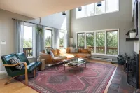 Amazing Mountain Views, Modern Retreat by Winter Park, Granby, Rocky Mountain NP