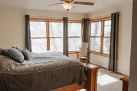 Ideal Summer Getaway! Two-story lake home on Rush Lake near Rush City/Cambridge
