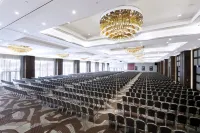 DoubleTree by Hilton Hotel & Conference Centre Warsaw Hotels in Józefów