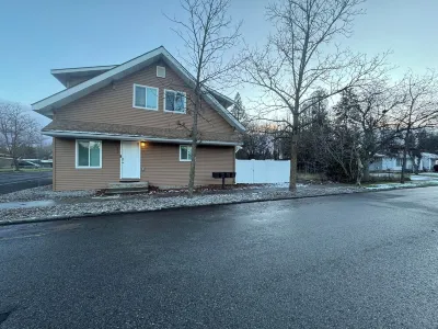 Condo in Quiet Neighborhood, Close to Everything!