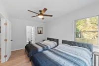 Graceland *Pool & Spa Farmhouse Miniature Horse*