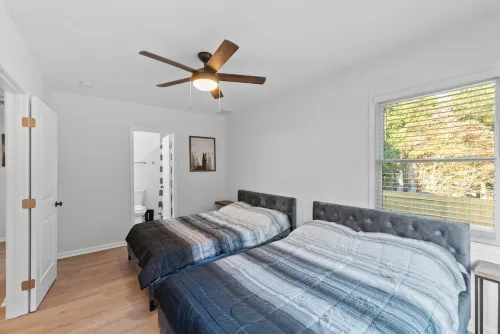 Graceland *Pool & Spa Farmhouse Miniature Horse*