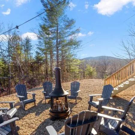 Gilford NH Vacation Rental. Sleeps 14. Near Lake Winnipesaukee & Gunstock