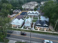 New Luxury 1BR Cottage in Downtown Auburn!