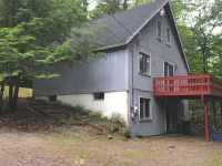 Ski chalet located in a quiet neighborhood
