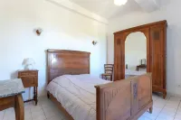 The harvesters' house Hotels in Gard