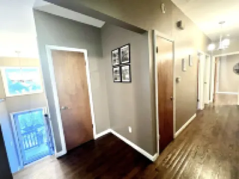 Cozy 3-Bedroom 1 Mile to Downtown & Michigan Stadium w/ Free Parking