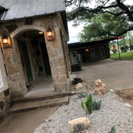Welcome to Stone Haus