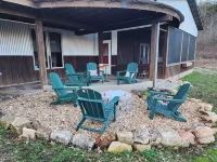 Private White River Estate on 214 acres. ATV/hiking trails. Pets stay free