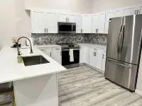 Modern Luxury Villa w/ Heated pool & patio  -6 min from WEF