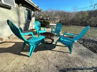 3 bedroom waterfront home Large dock and great swim area 4 KAYAKS + PADDLEBOAT