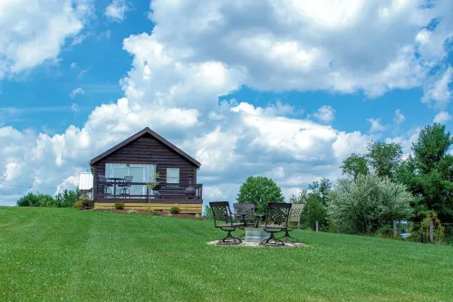 Rustic meets Modern at "The Dairy Barn" Located near I-77 and the New River