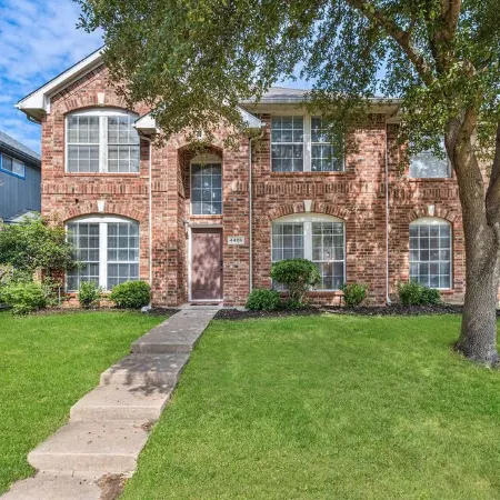 Contemporary home in the heart of McKinney