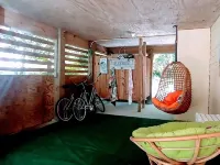 HEY, GET A ROOM! Couples Getaway : Bikes, beach chairs, umbrella :Central locale Hoteles en Kitty Hawk