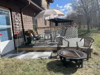 Light and Airey new apartment on Apple Orchard minutes from Sylvan Beach Hotels near Paradise Cove Campground