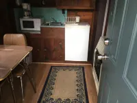 One bedroom cottage - Family owned/operated since 1923 - Country Houses