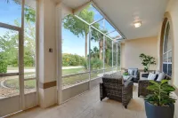 Heated Saltwater Pool Spa Game Room - Family friendly Tropical Oasis!