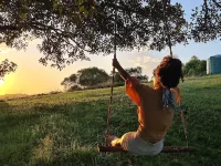 Dairy Song: for the Musicians, Artists, Travellers, Lovers of Birdlife, Yoga ... Hotels in Wingham