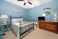 Bayside Resort - 5 Bdrm/3.5 Bath w Backyard Pond - Pools Kayaks Beach Golf