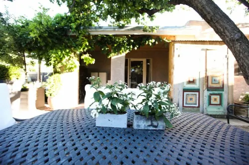 Romantic Pied-à-Terre