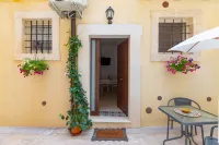 Cozy vacation home in the historic center of Noto