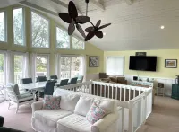 Corolla Light Resort- 3 minute walk to the beach