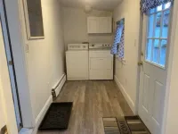 Beautifully Restored 6BR in the heart of Windham Hotels in Windham