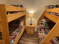 Newly remodeled Girdwood condo, steps from the ski slopes