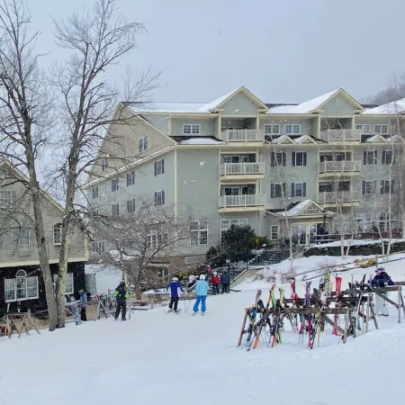 SKI-IN, SKI-OUT LOFT! IN the HEART of JIMINY PEAK VILLAGE! LIFT and MT. VIEWS!