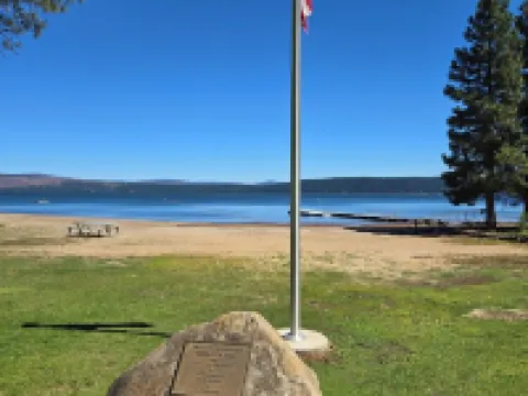 Newly updated Lake Almanor West home just minutes from the lake Hotels in Plumas County