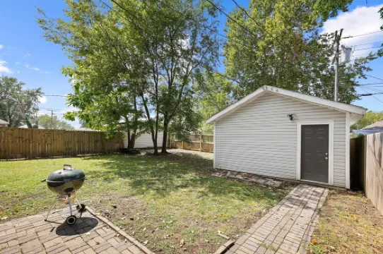 Craftsman Bungalow W/ King Beds & Stocked Kitchen.