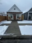 The Comfy Bear Cottage! Beautiful 2 bed/1bath home minutes from skiing and lake.