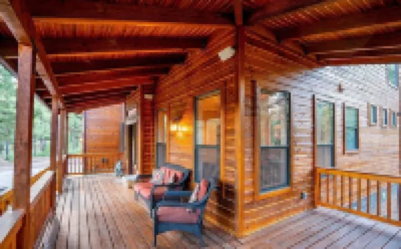 As featured on HGTV's Log Cabin Living!!