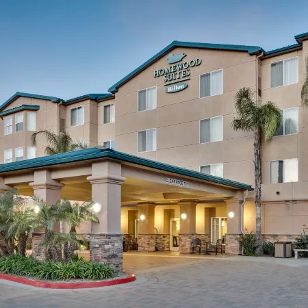 Homewood Suites by Hilton San Diego-Del Mar Отели рядом с достопримечательностью «Институт Солк»