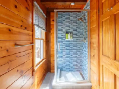 Luxurious & Enchanting Log House in Heart of Hudson Valley/Catskills, Upstate NY アルスターのホテル