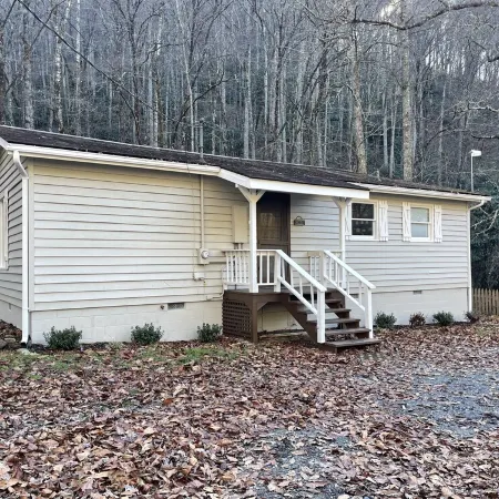 Cozy Creek Cabin Near Highlands, NC:  Relax or Adventure - You Choose!