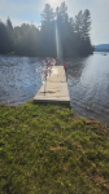 Cozy Lake Front home for Boating, fishing, winter sports, and gorgeous views,